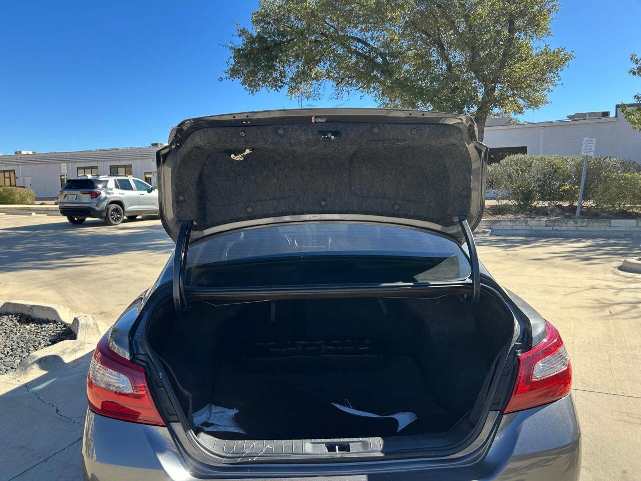 Used 2018 Nissan Altima 2.5 S w/ S Convenience Package image 47