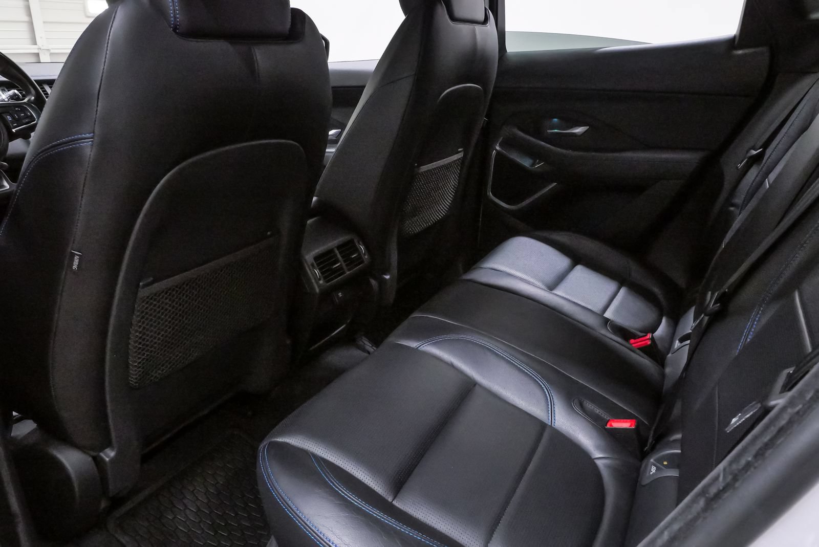 Used 2019 Jaguar E-PACE R-Dynamic S AWD/4WD image 10