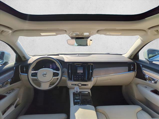 Used 2024 Volvo S90 T8 Ultimate w/ Lounge Package image 20