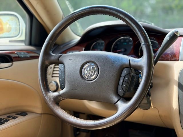 Used 2007 Buick Lucerne CXL w/ Luxury Package FWD image 19