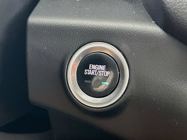 Used 2022 GMC Terrain SLE w/ Driver Convenience Package FWD image 16