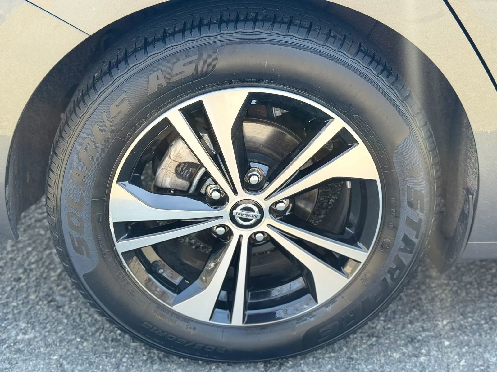 Used 2021 Nissan Sentra SV image 27