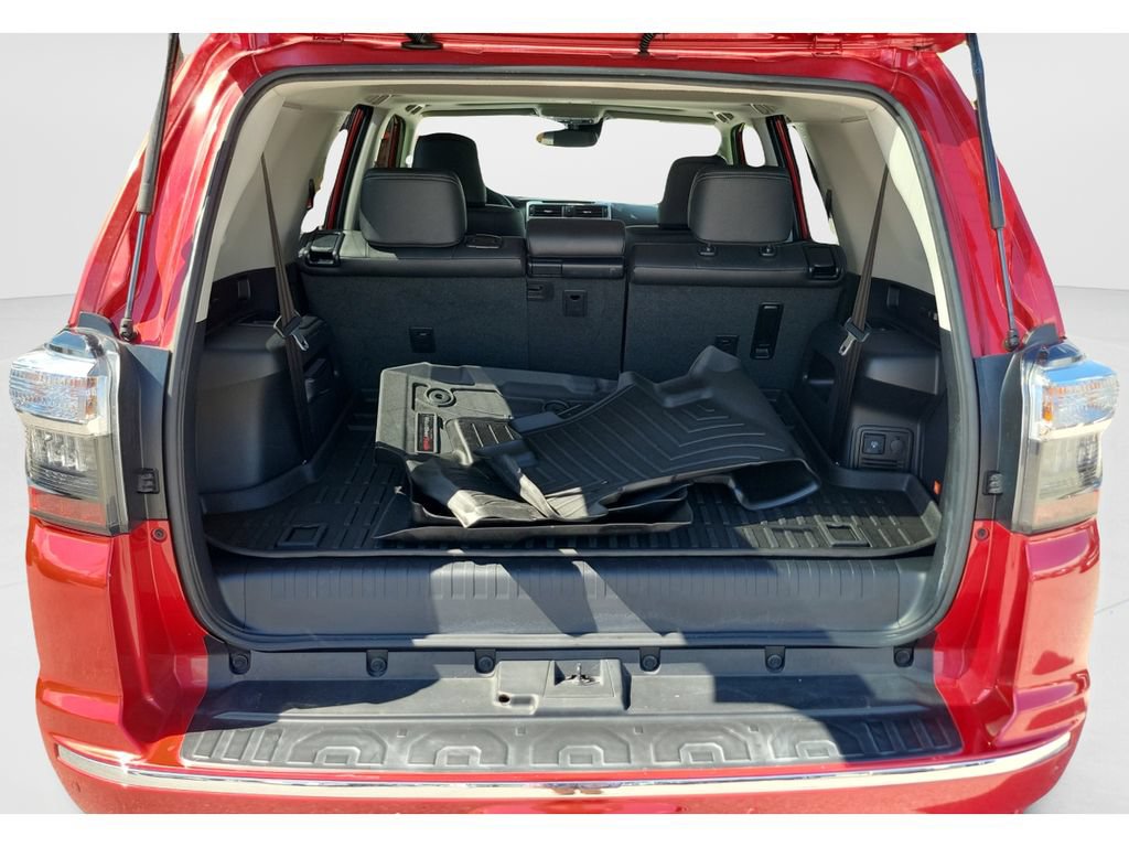 Certified 2022 Toyota 4Runner Limited AWD/4WD image 9
