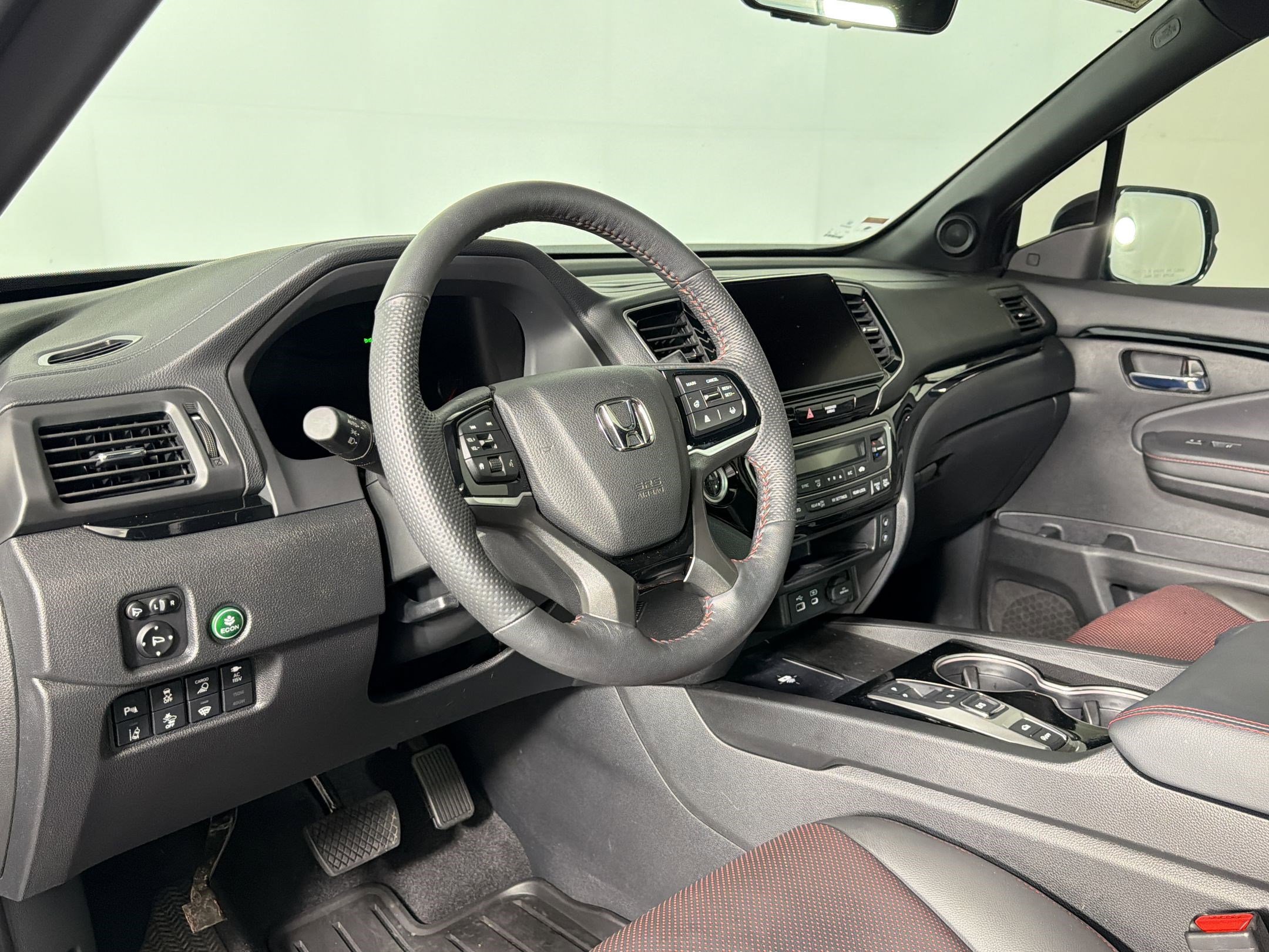 Used 2026 Honda Ridgeline Black Edition image 3