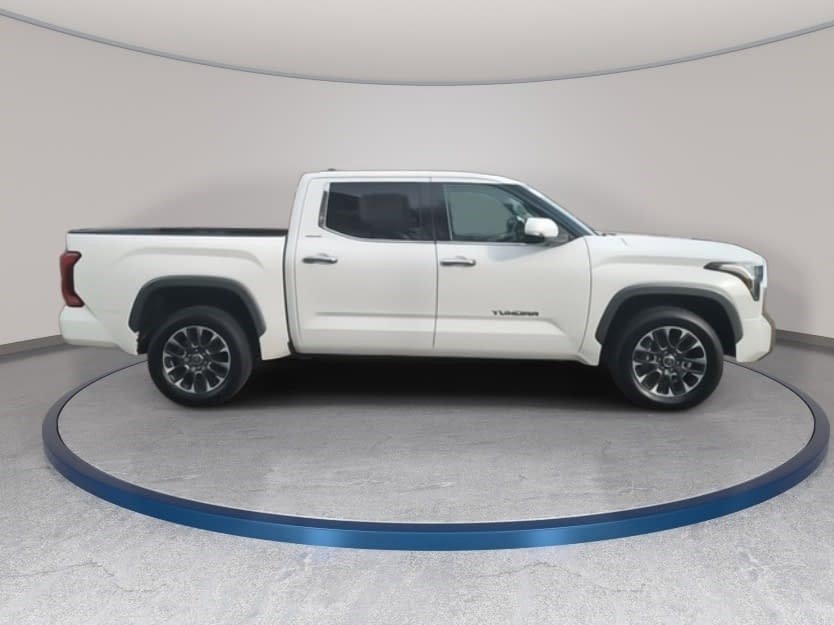 Used 2022 Toyota Tundra Limited image 4