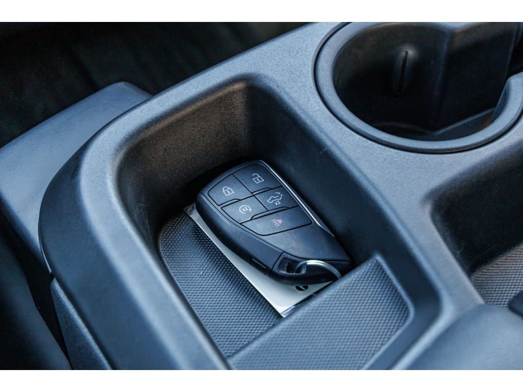 Used 2022 GMC Sierra 1500 SLT AWD/4WD image 28