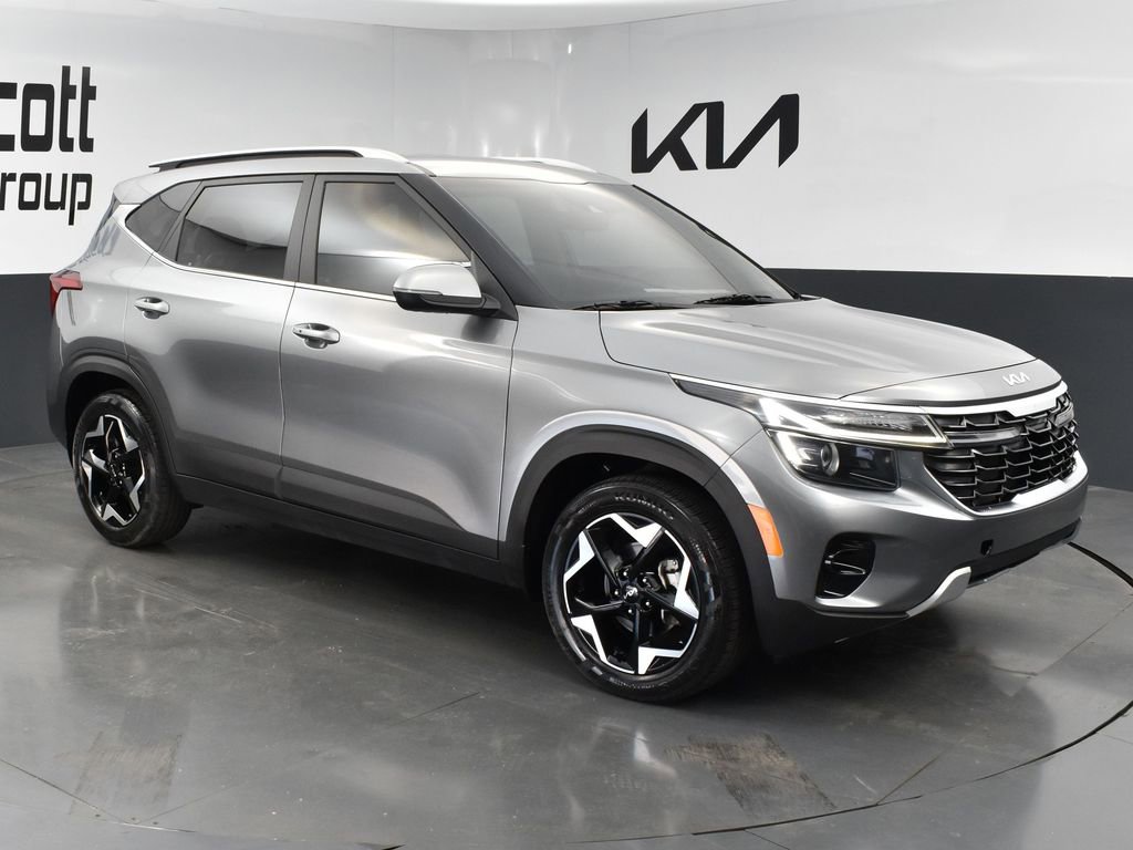 Used 2024 Kia Seltos EX FWD image 7