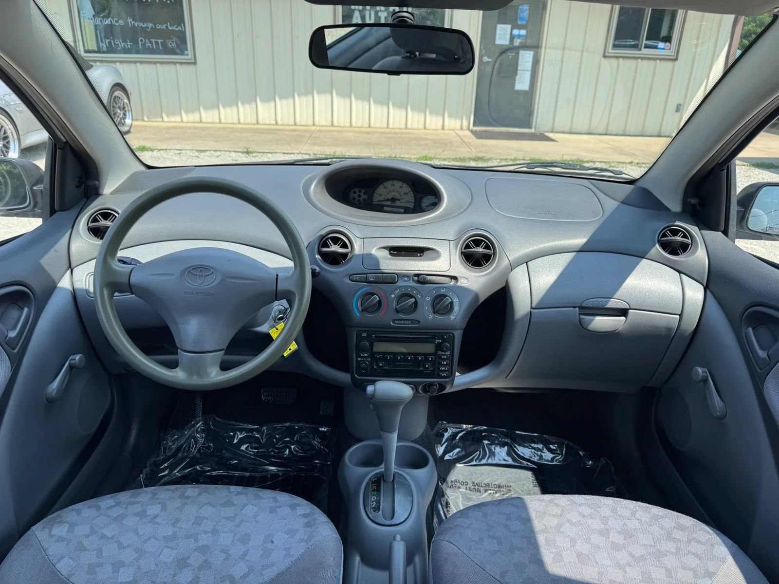 Used 2000 Toyota Echo Sedan FWD image 2