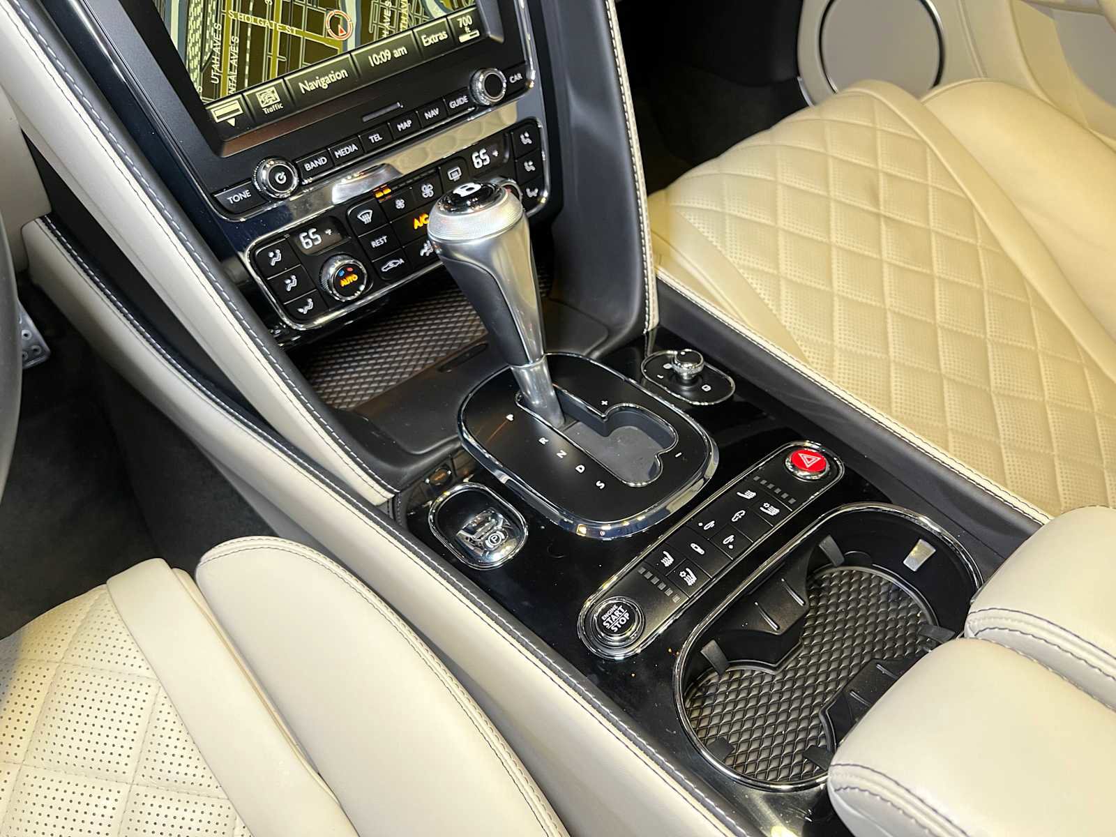 Used 2017 Bentley Continental GT image 36