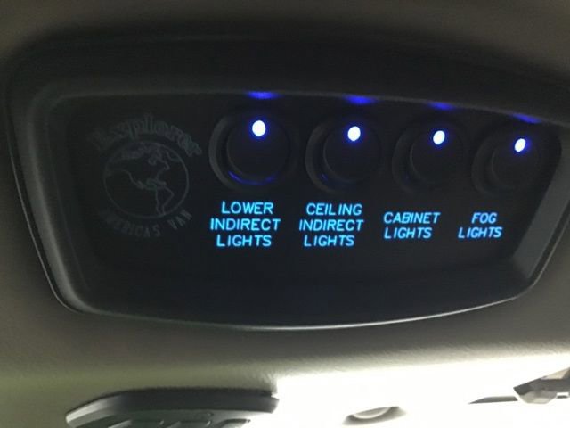 Used 2019 GMC Savana 2500 Extended w/ Enhanced Convenience Package image 37