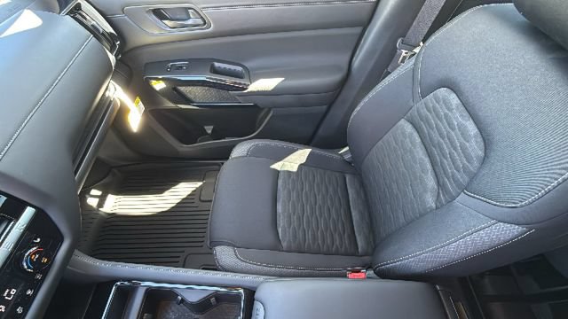 New 2026 Nissan Pathfinder SV AWD/4WD image 12