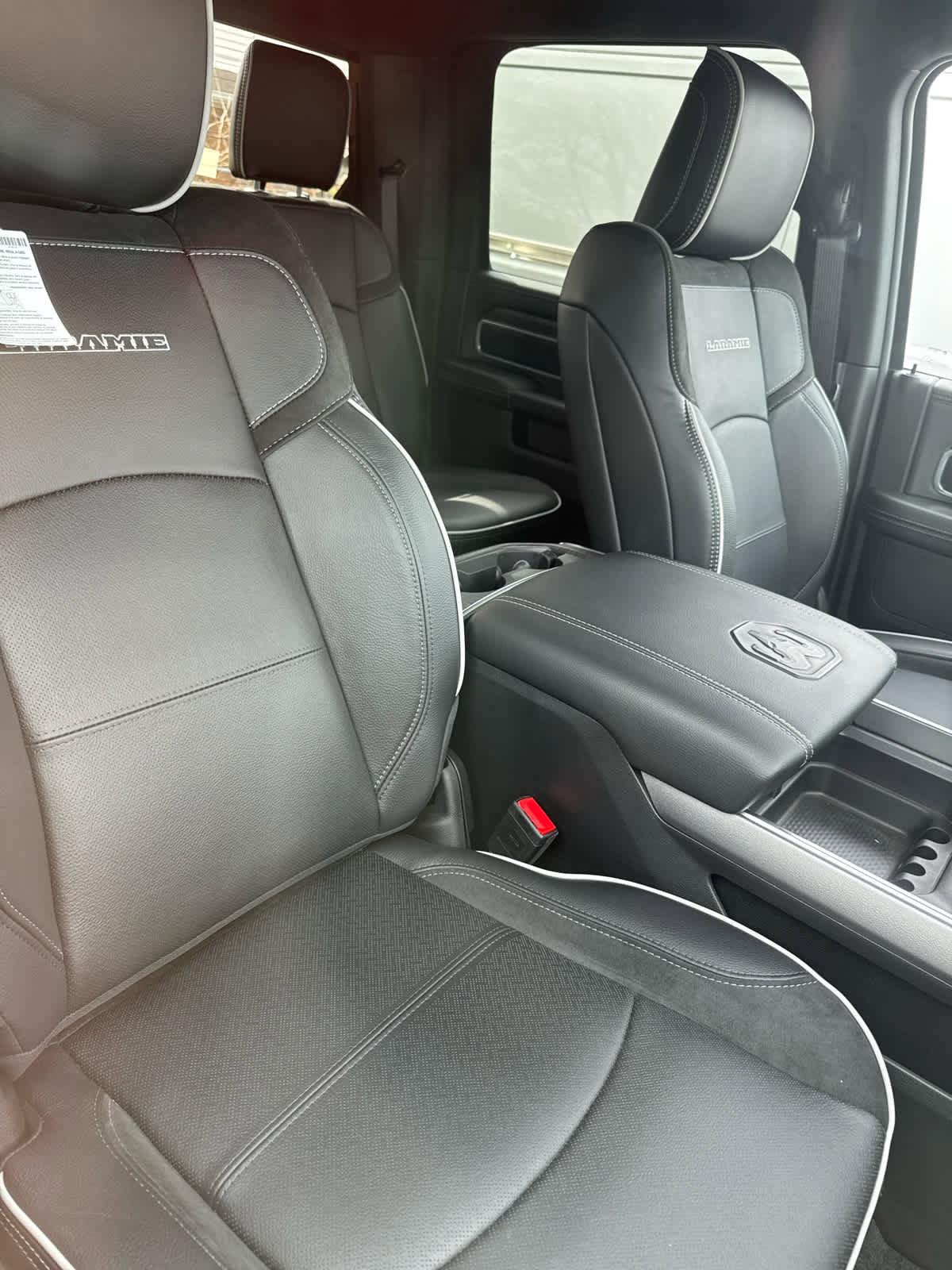 New 2025 RAM 2500 Laramie image 13