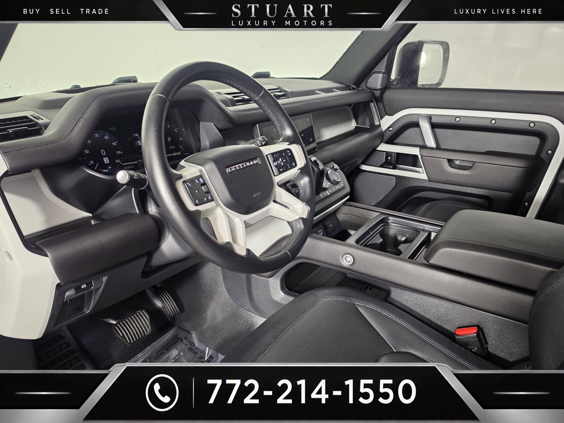 Used 2024 Land Rover Defender 110 X-Dynamic SE AWD/4WD image 3