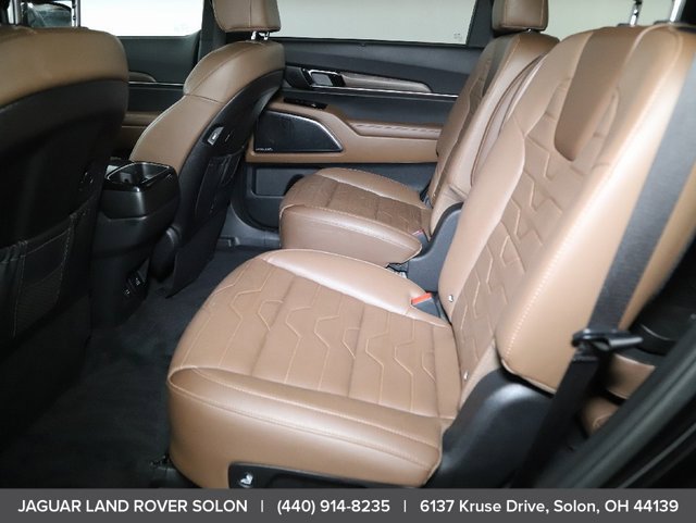 Used 2021 Kia Telluride SX w/ SX Prestige Package AWD/4WD image 29