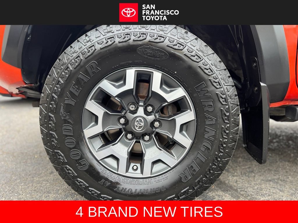 Used 2016 Toyota Tacoma TRD Off-Road AWD/4WD image 9
