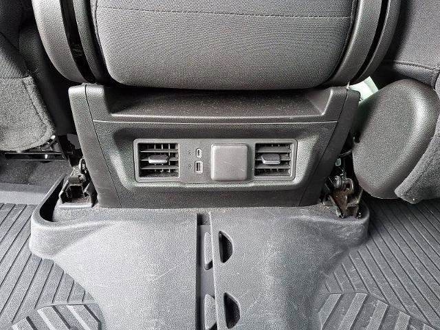 Used 2024 Chevrolet Silverado 1500 LT w/ Z71 Off-Road Package image 11