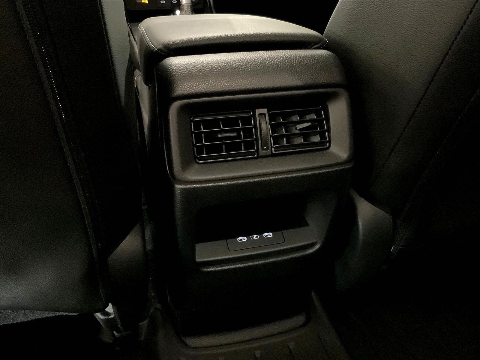 Used 2026 Honda CR-V EX-L image 10