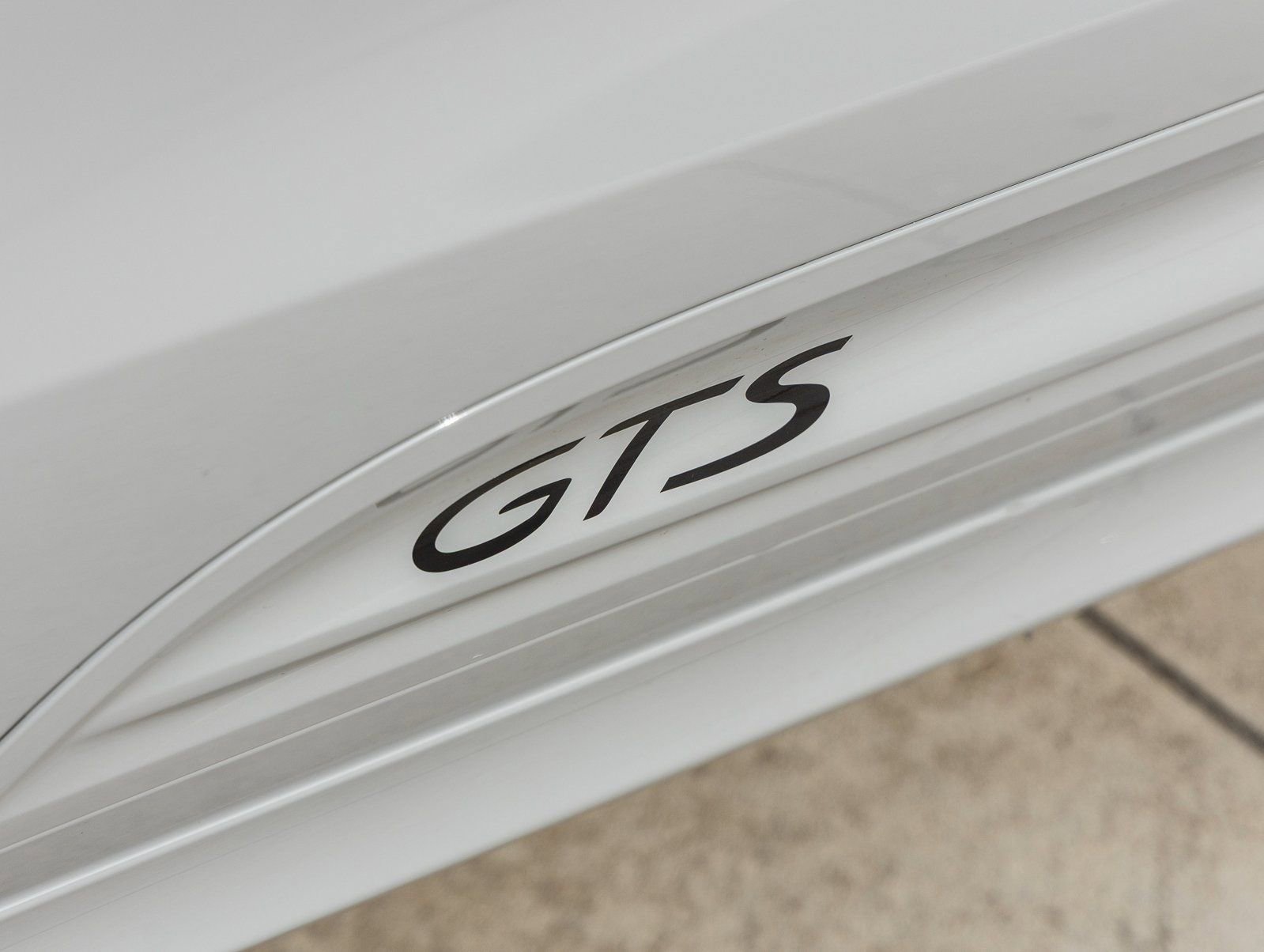 New 2026 Porsche Macan GTS AWD/4WD image 16