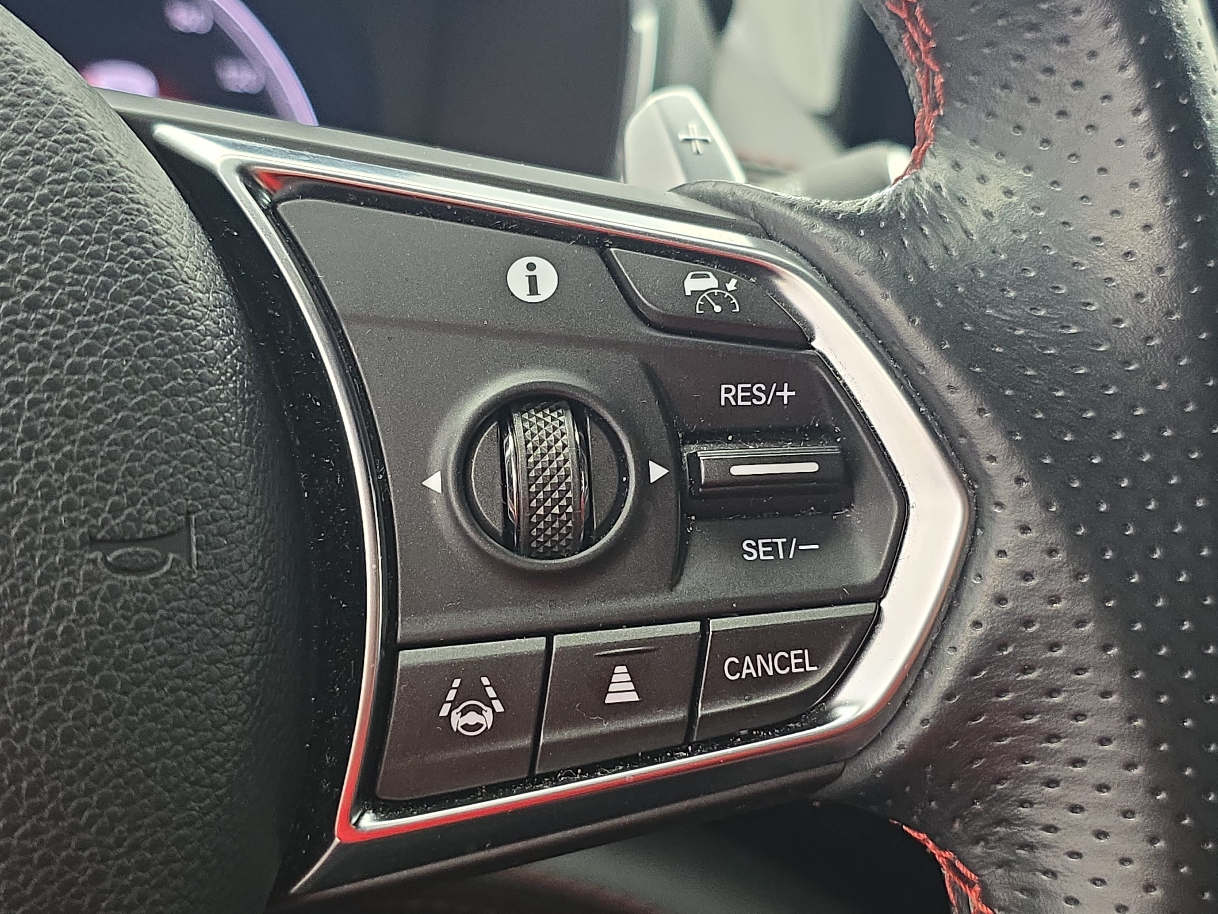 Used 2022 Acura MDX Type S AWD/4WD image 19