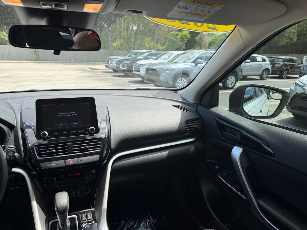 Used 2025 Mitsubishi Eclipse Cross LE AWD/4WD image 28