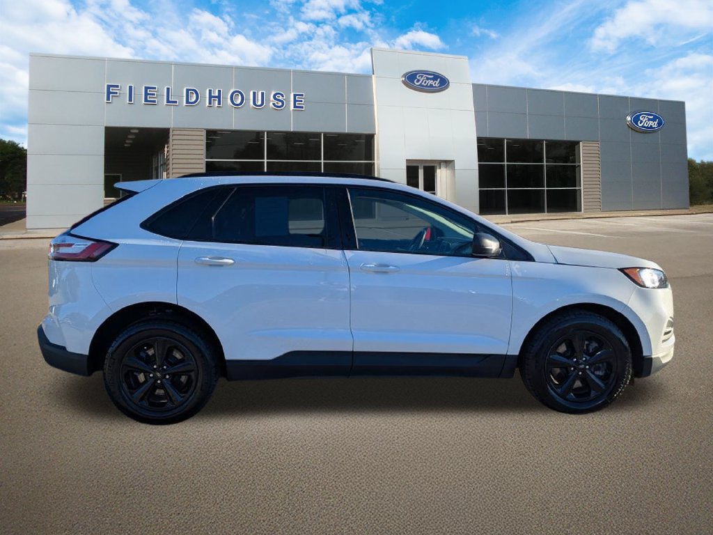 Used 2024 Ford Edge SE AWD/4WD image 9
