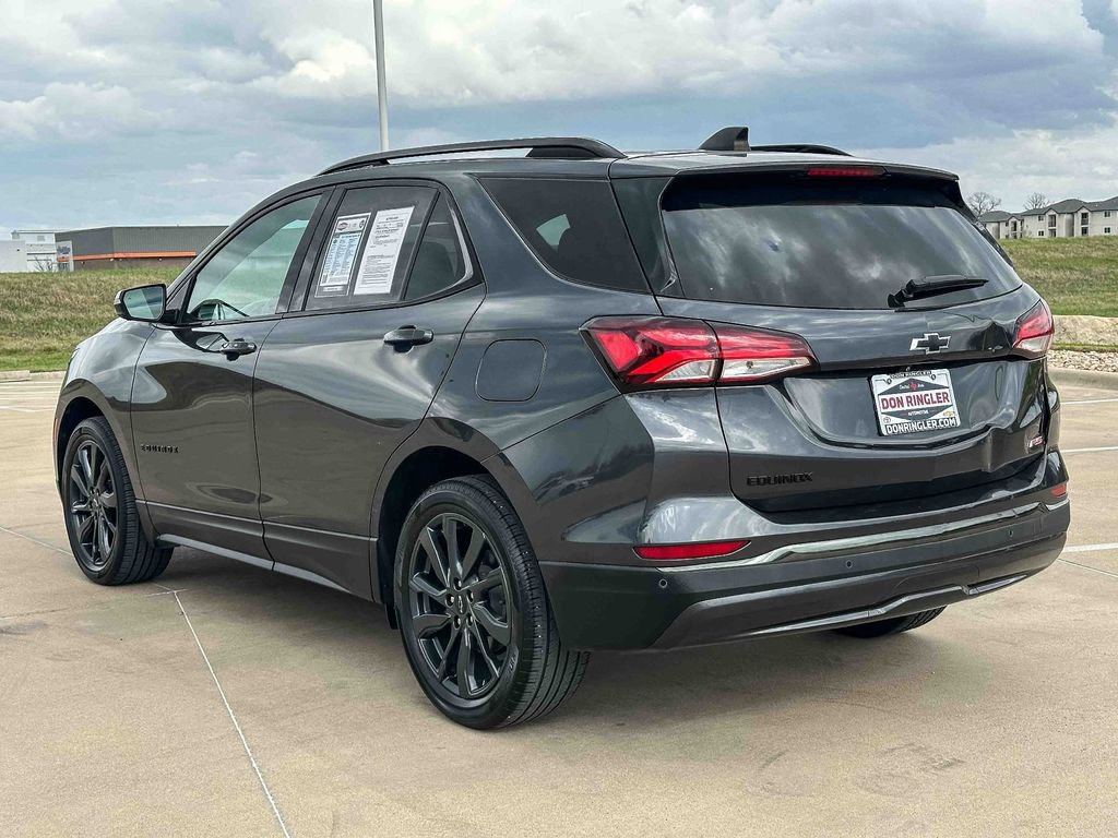 Certified 2022 Chevrolet Equinox RS w/ RS Leather Package image 5