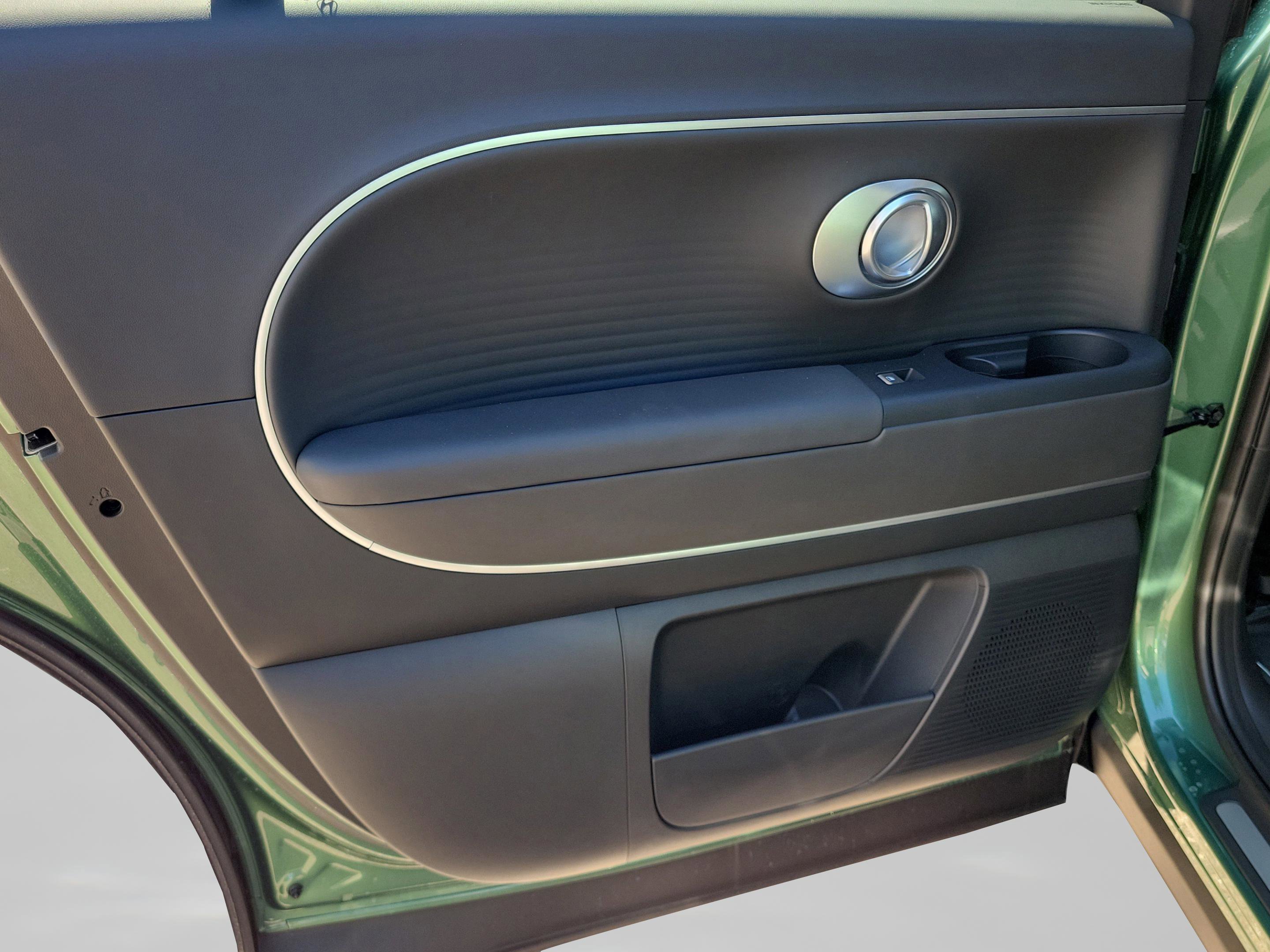 New 2026 Hyundai Ioniq 9 SEL image 11