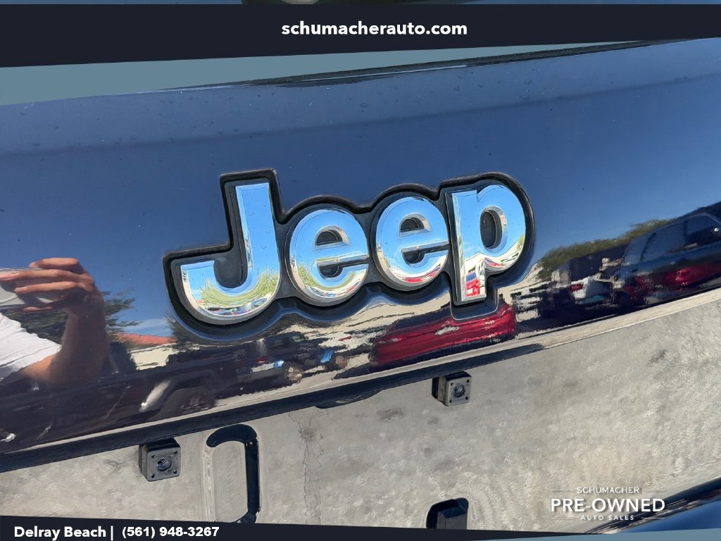 Certified 2020 Jeep Grand Cherokee Summit AWD/4WD image 14