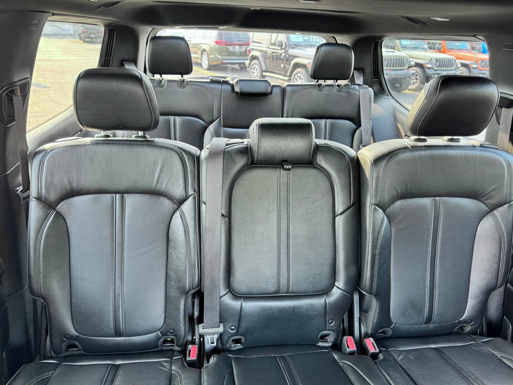 Used 2022 Jeep Wagoneer Series II w/ Premium Group I AWD/4WD image 16