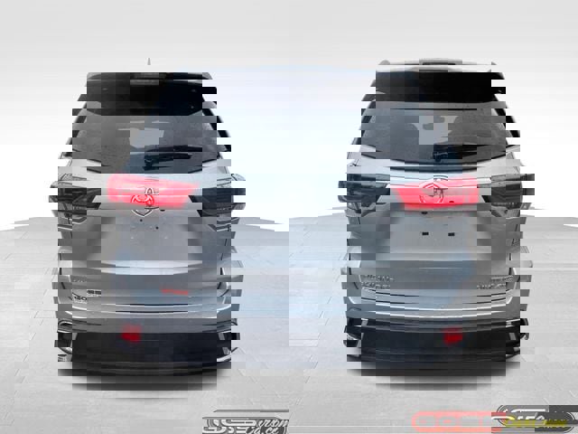 Used 2019 Toyota Highlander Limited image 4