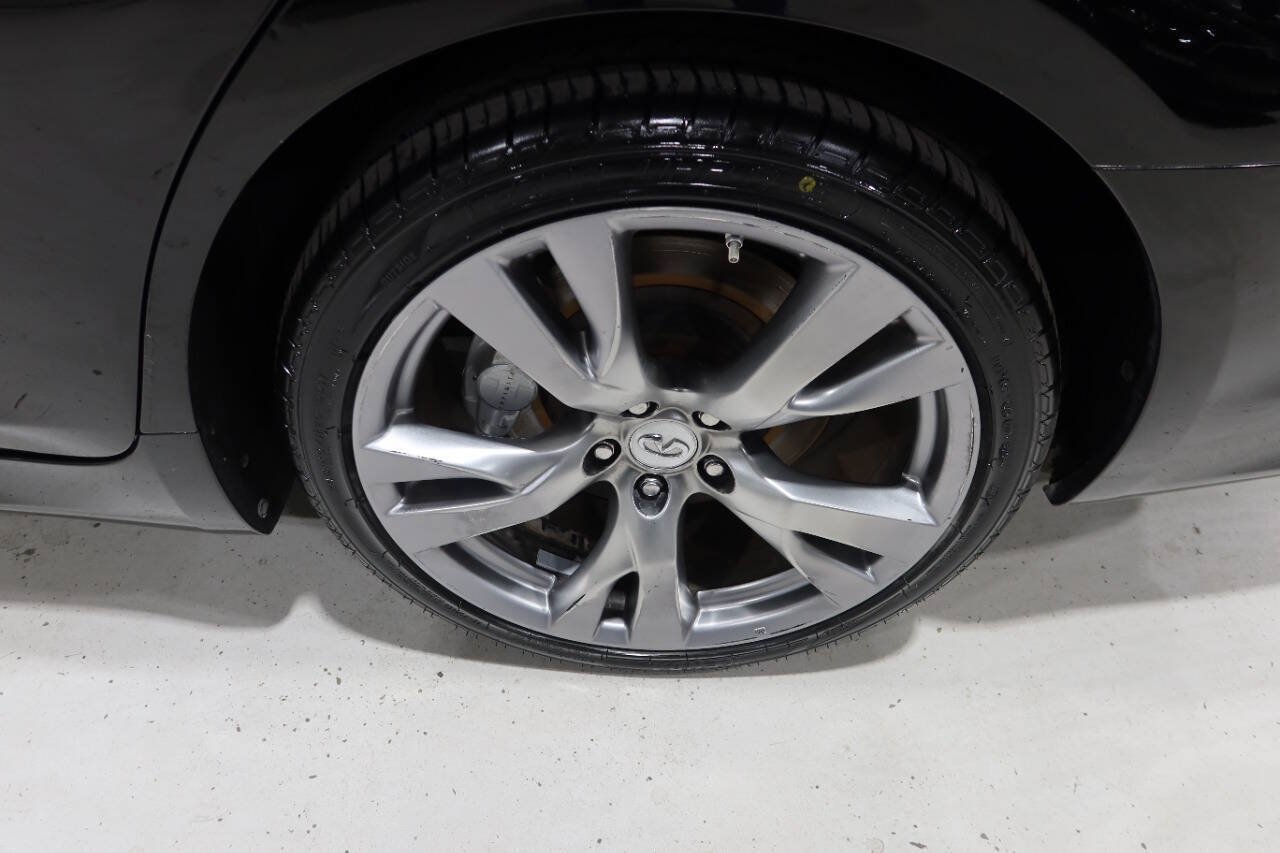 Used 2015 INFINITI Q70 3.7 w/ Sport Package RWD image 37