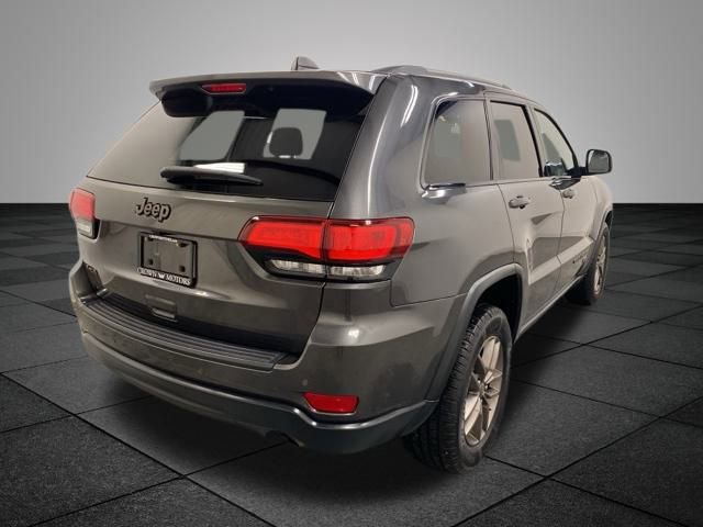 Used 2016 Jeep Grand Cherokee Laredo 75th Anniversary image 6