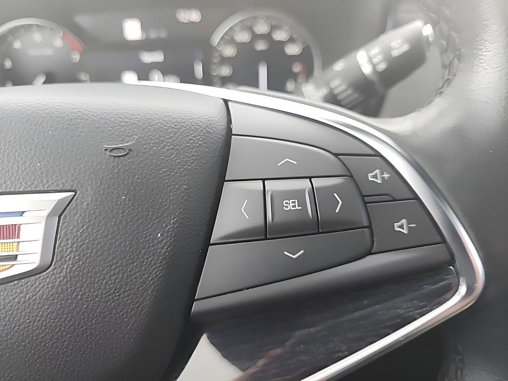 Used 2022 Cadillac XT5 Premium Luxury image 15