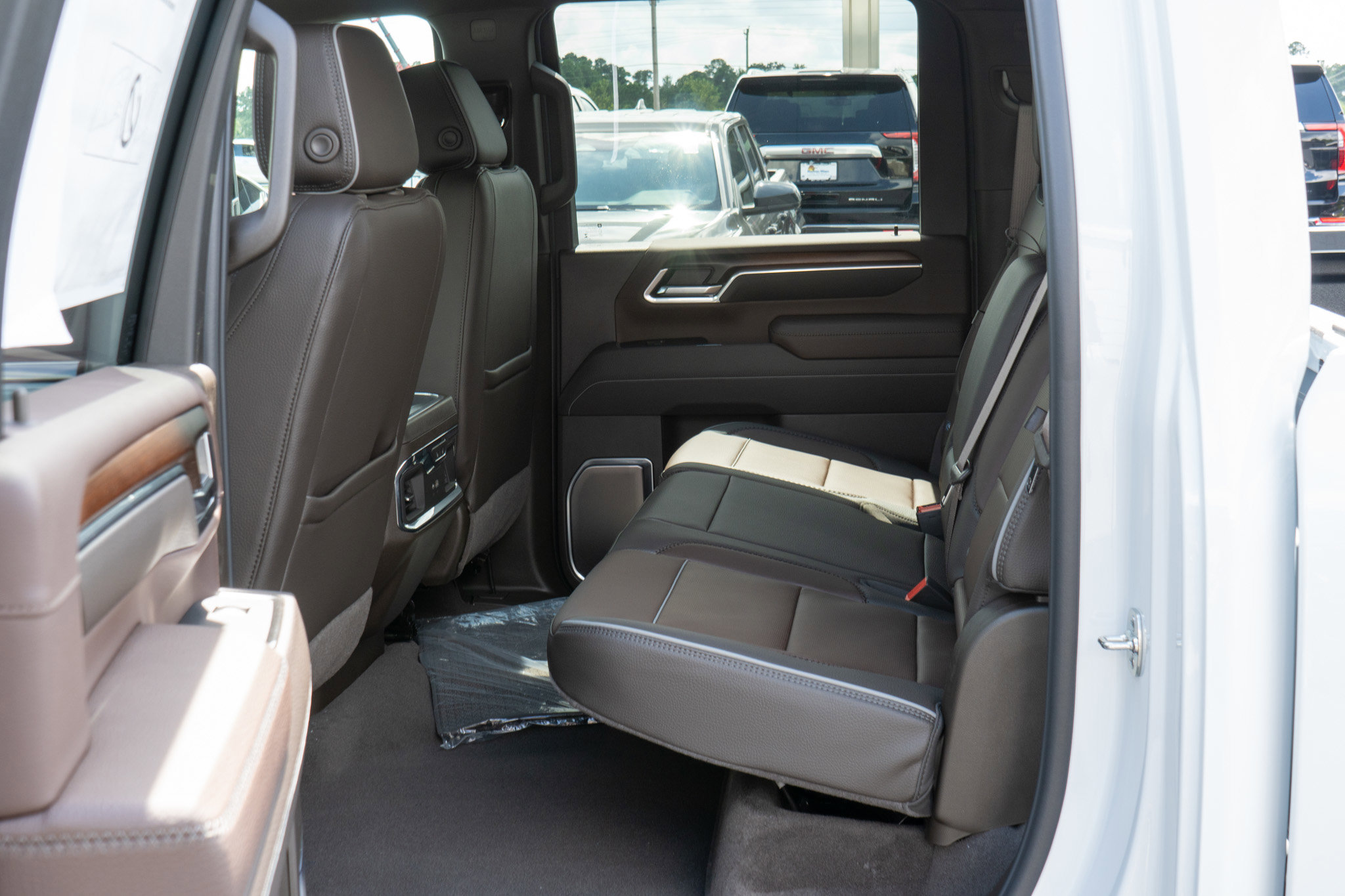 New 2025 GMC Sierra 2500 Denali image 18