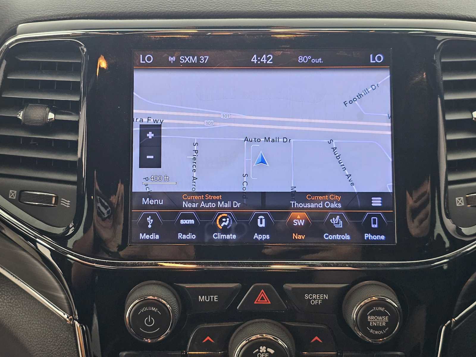 Used 2019 Jeep Grand Cherokee Limited image 24