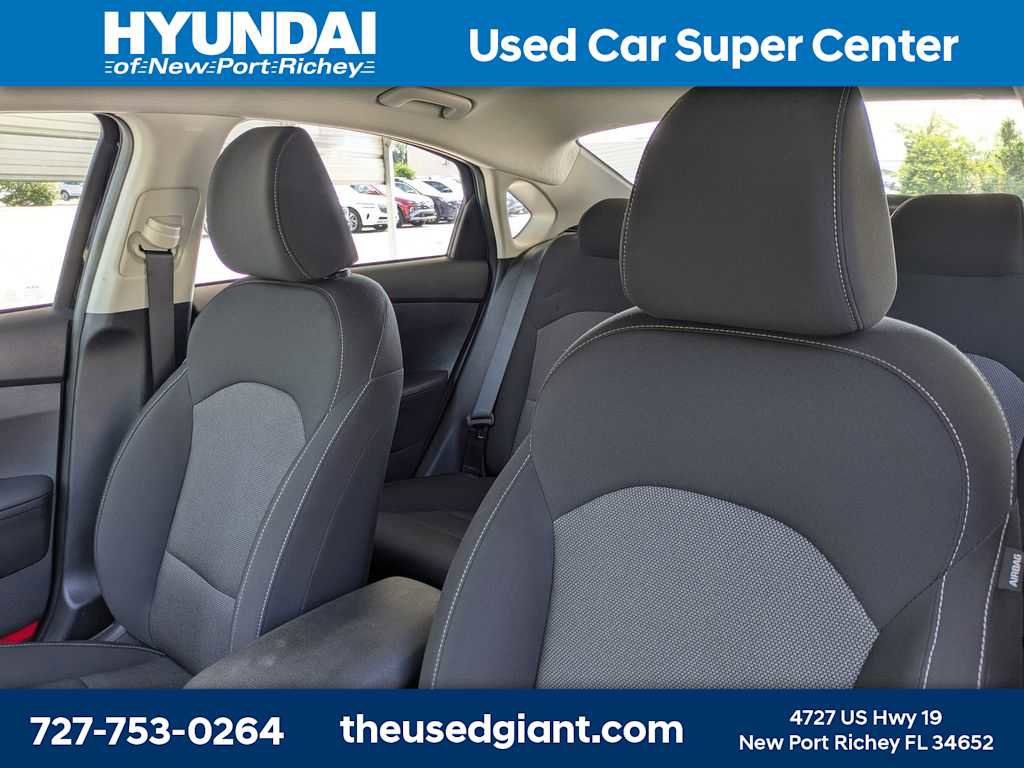 Used 2024 Kia Forte LXS w/ LXS Technology Package FWD image 7