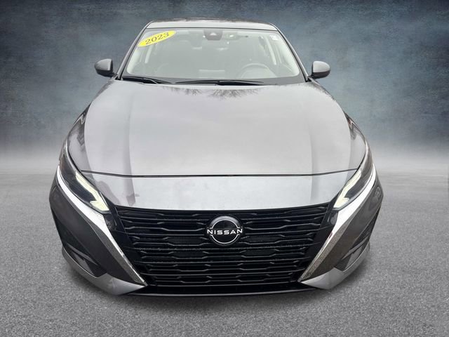 Used 2023 Nissan Altima 2.5 SV image 11