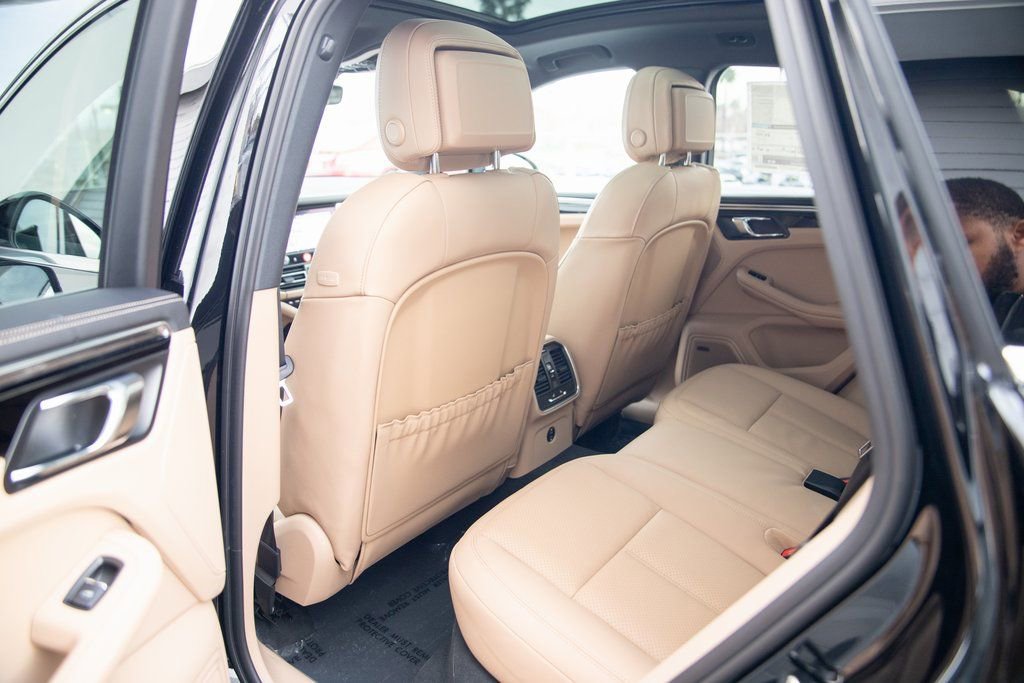 New 2026 Porsche Macan S AWD/4WD image 21