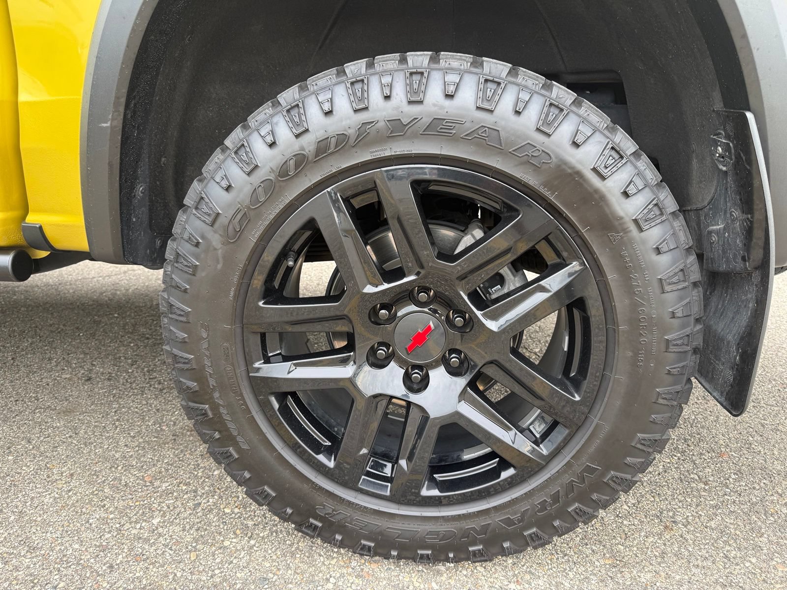 Used 2023 Chevrolet Colorado Trail Boss w/ LPO, Skid Plate Package AWD/4WD image 8