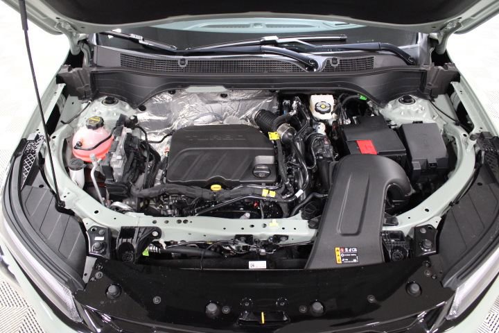 New 2026 Chevrolet Trax ACTIV w/ Driver Confidence Package FWD image 44