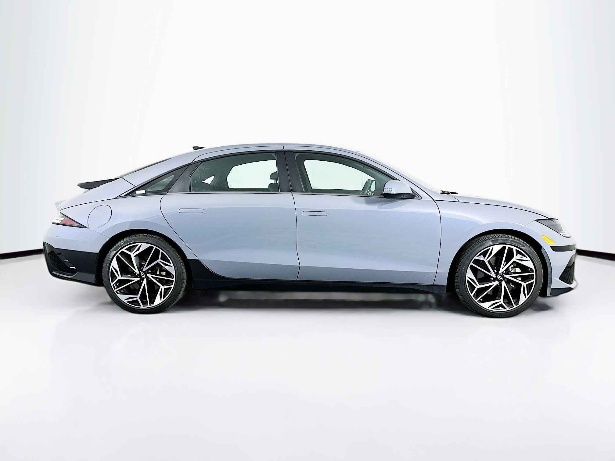 Used 2024 Hyundai Ioniq 6 SEL RWD image 10