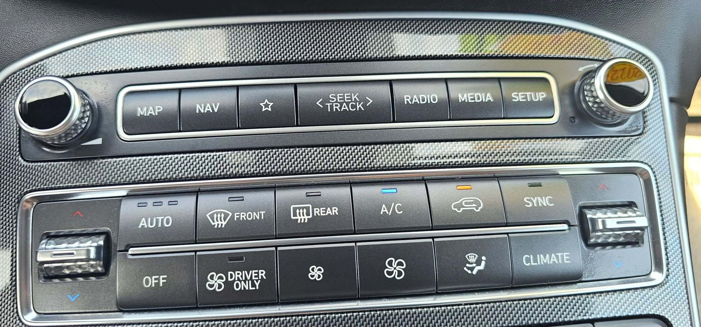 Used 2022 Hyundai Santa Fe Limited image 29