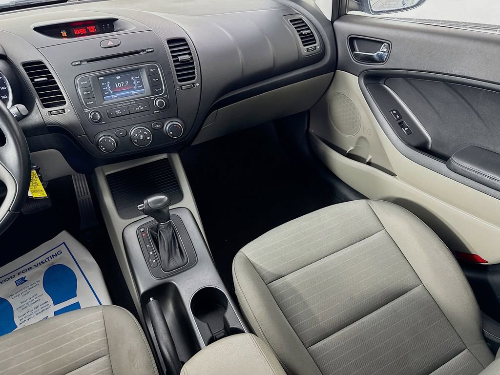 Used 2016 Kia Forte EX image 26