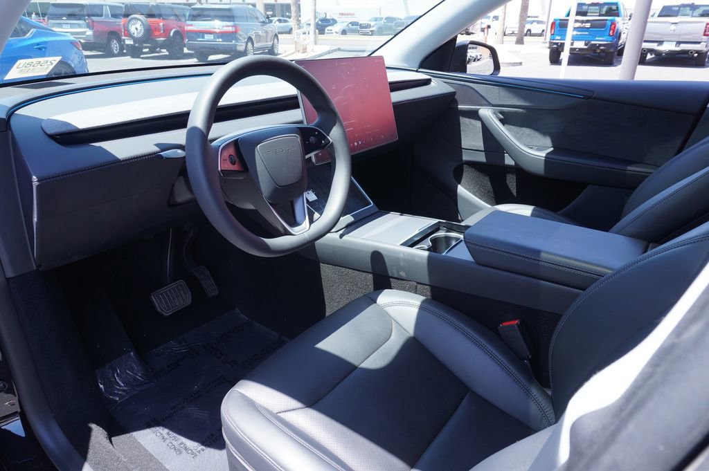 Used 2026 Tesla Model Y Long Range AWD/4WD image 18