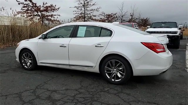 Used 2015 Buick LaCrosse Leather image 6