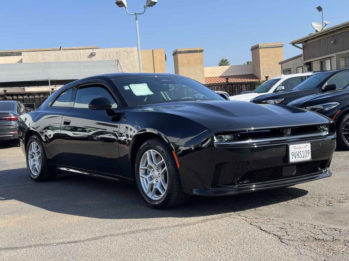 Used 2025 Dodge Charger Daytona R/T w/ Quick Order Package 25M R/T image 5