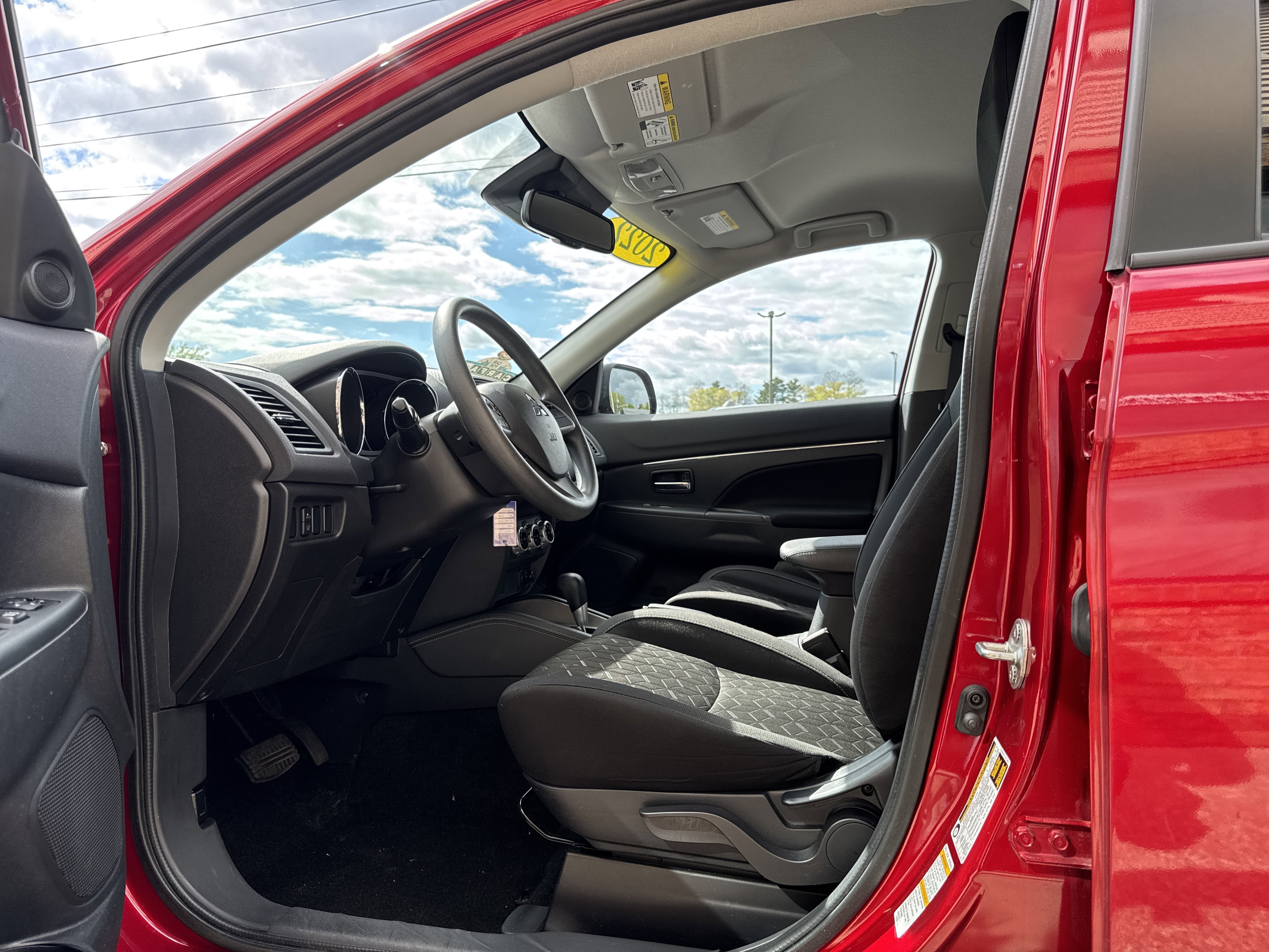 Used 2022 Mitsubishi Outlander Sport ES AWD/4WD image 9