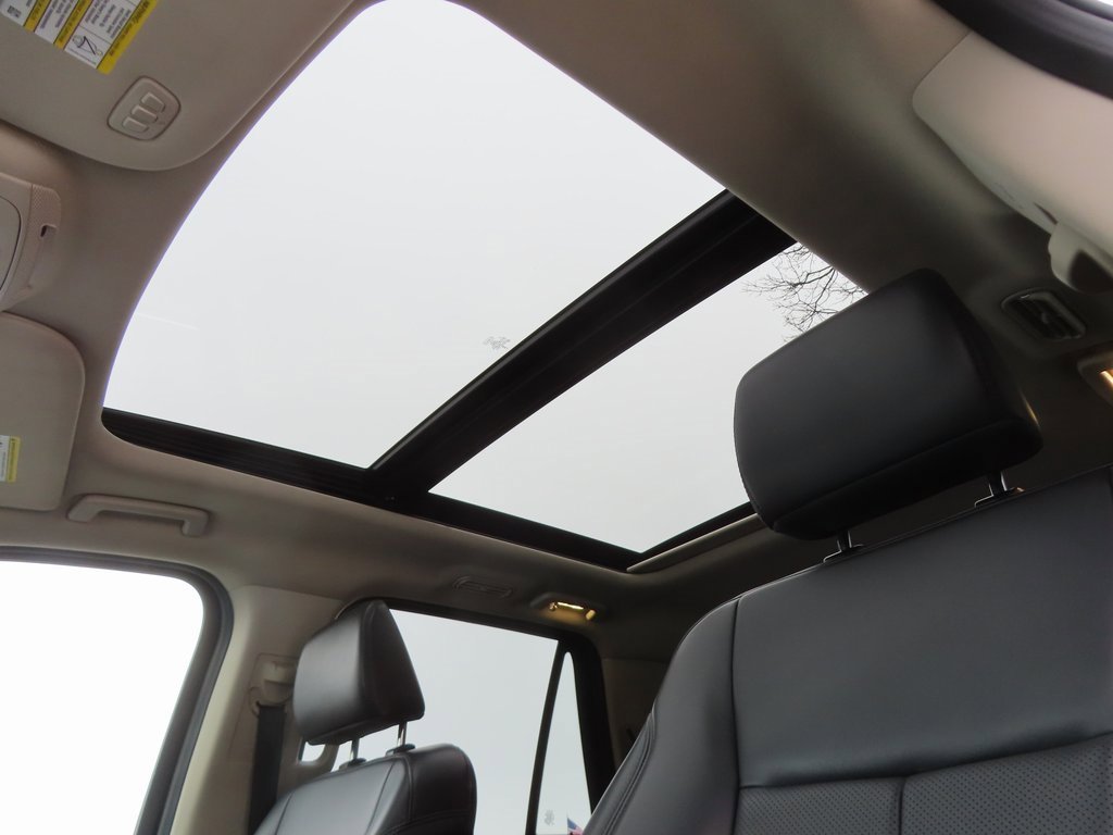 Used 2024 Ford Expedition Max XLT image 5