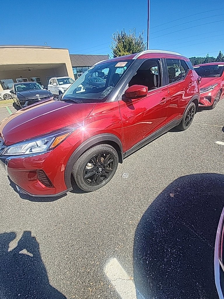 Used 2023 Nissan Kicks SV