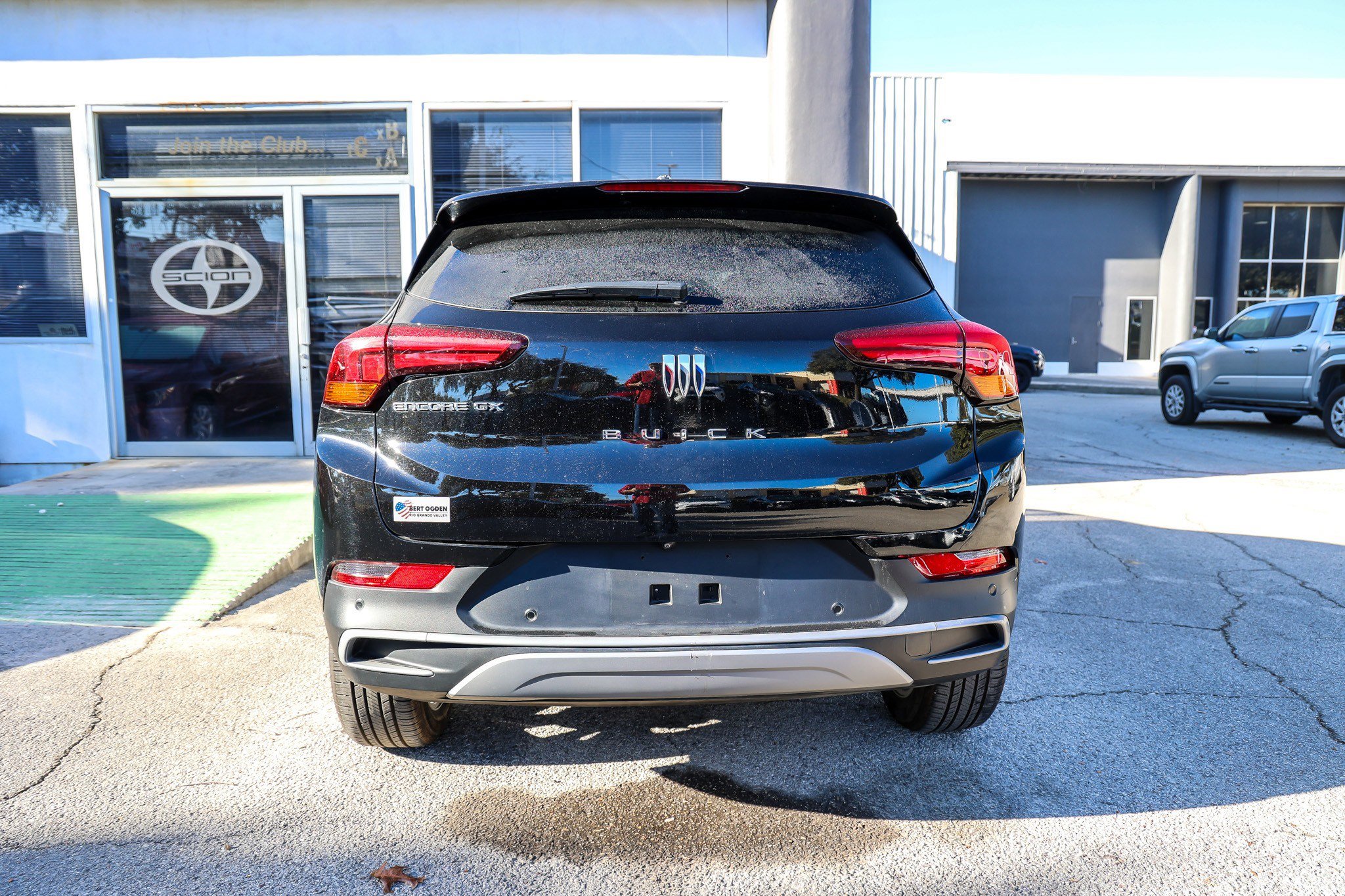 Used 2025 Buick Encore GX Preferred w/ Advanced Technology Package image 8